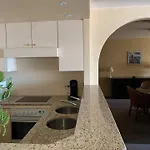 Amazing 2-bedroom With Amazing Sea-view Апартаменты *